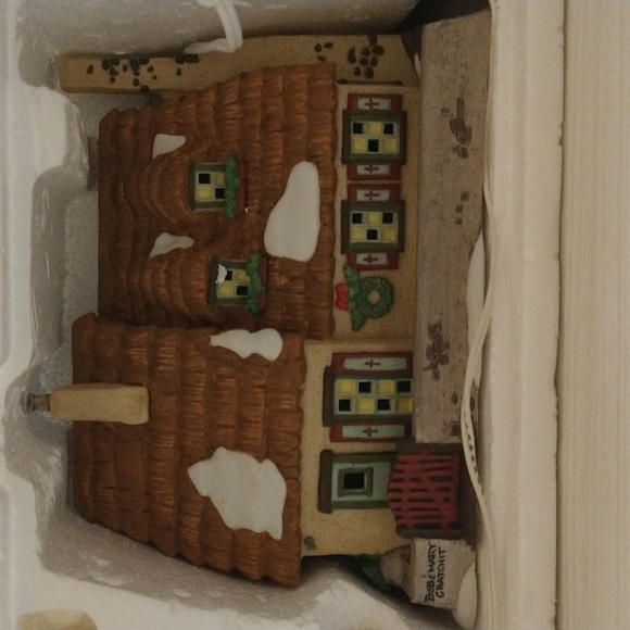 Vintage 1996 Department 56 Dickens' Village Series The Christmas Carol Cottage - Picture 2 of 4